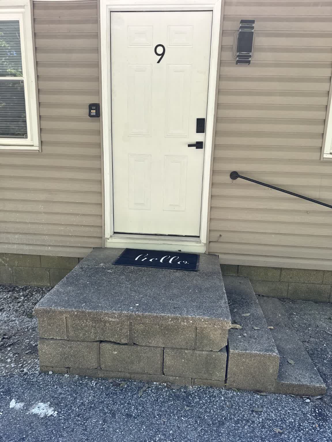 Unit 9 - Private entrance with smart lock and keypad