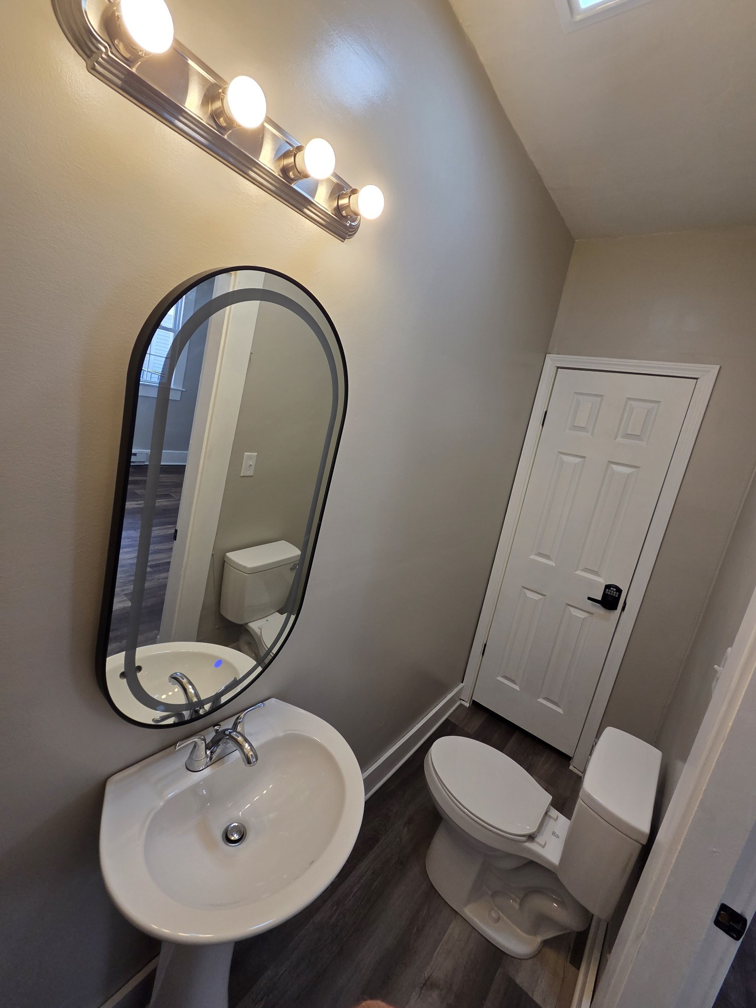 Shared Laundry - Bathroom